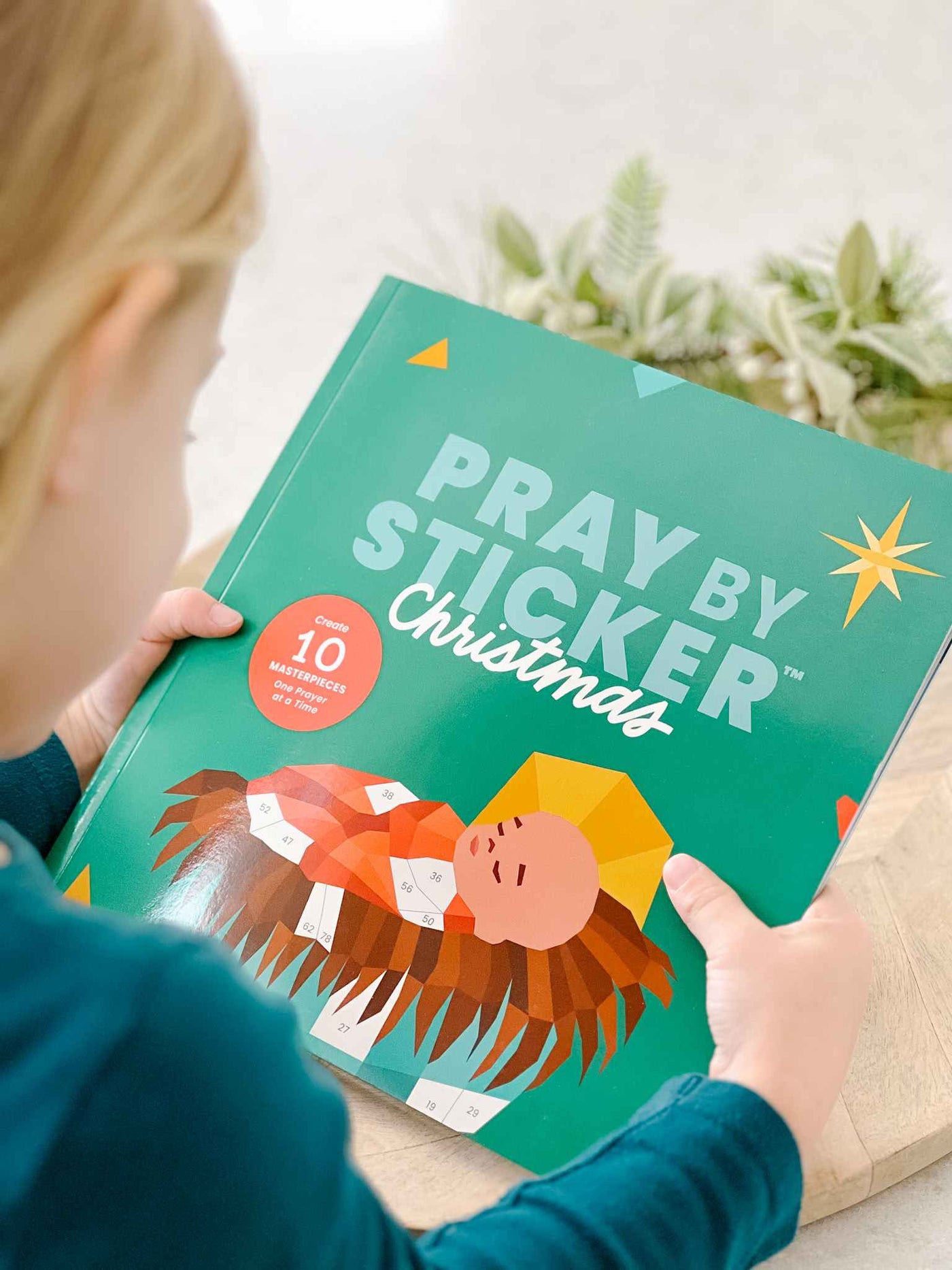 Pray By Sticker Christmas - Activity Book